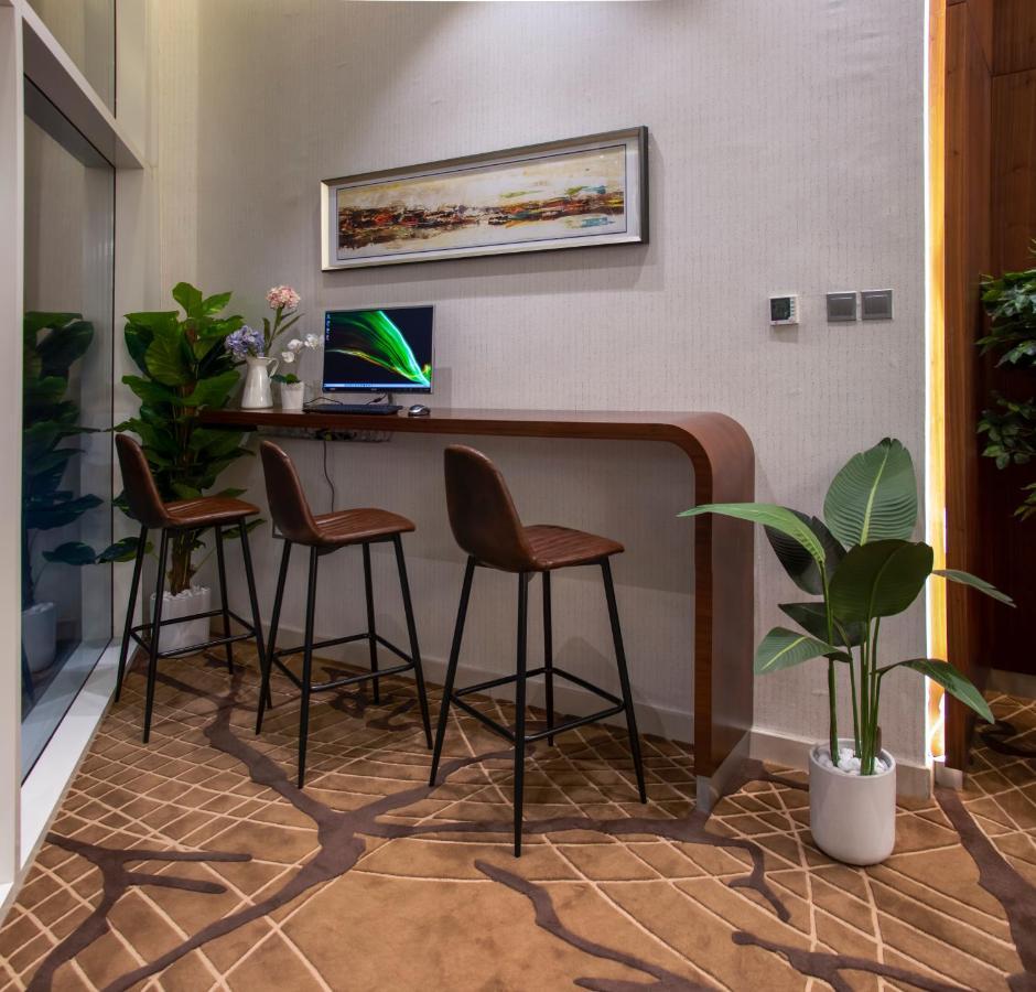 Viola Hotel Apartments Sardzsa Kültér fotó