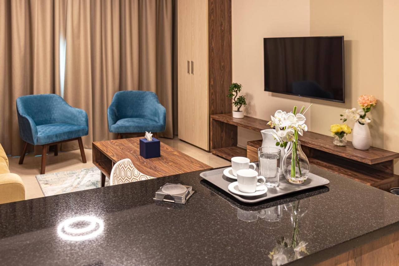 Viola Hotel Apartments Sardzsa Kültér fotó